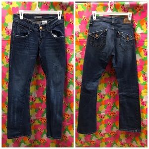 ⭐️Levi’s⭐️Boot Cut LowRise Jeans